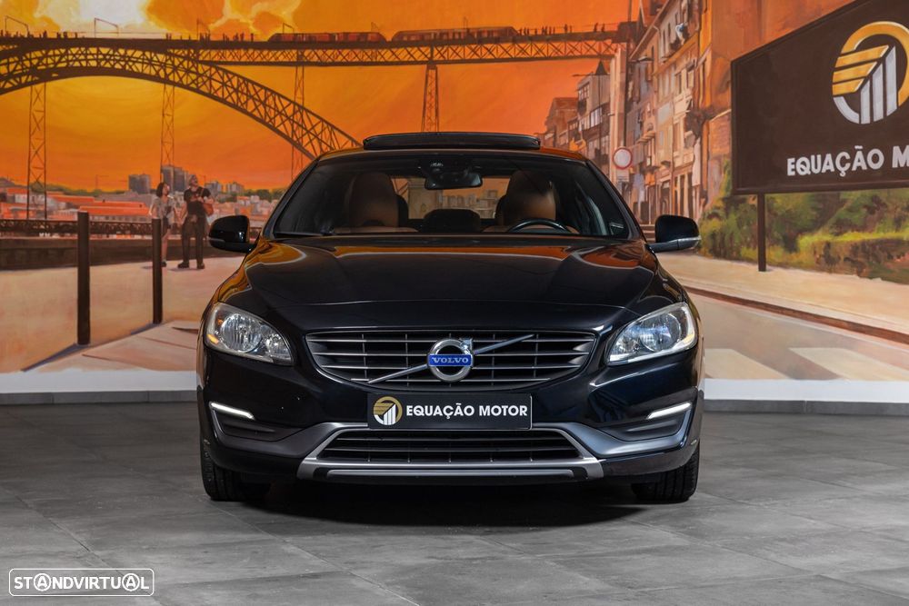 Volvo S60 Cross Country - 3