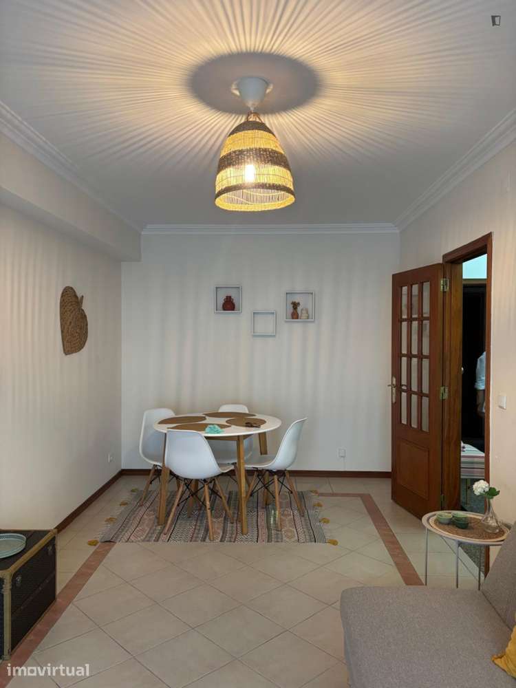 Apartamento com 1 quartos - localizado em Porto - Grande imagem: 5/10