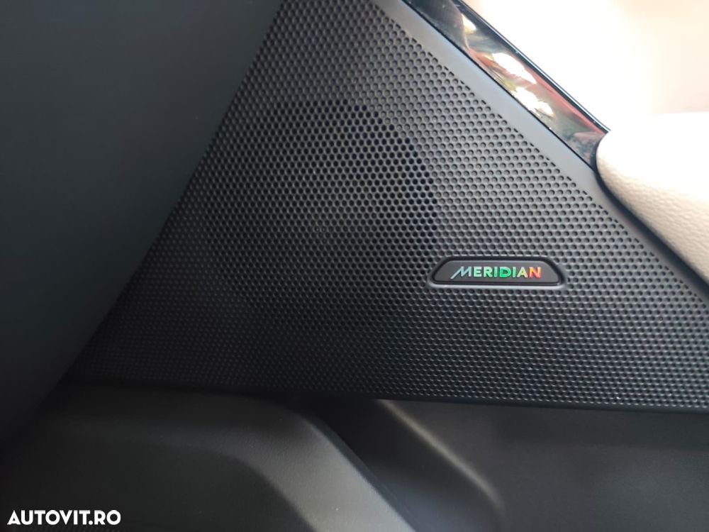 Land Rover Range Rover Velar 2.0 R-Dynamic SE - 24