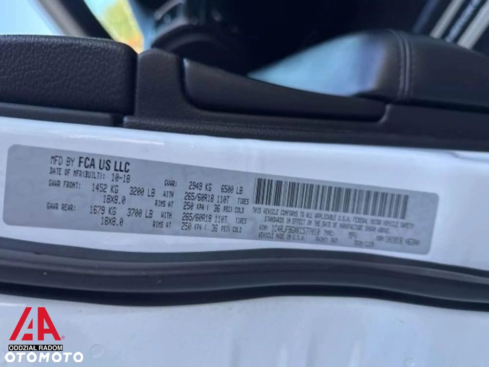 Jeep Grand Cherokee - 9