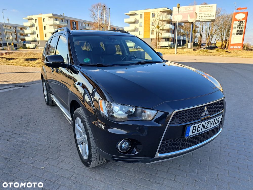 Mitsubishi Outlander - 4