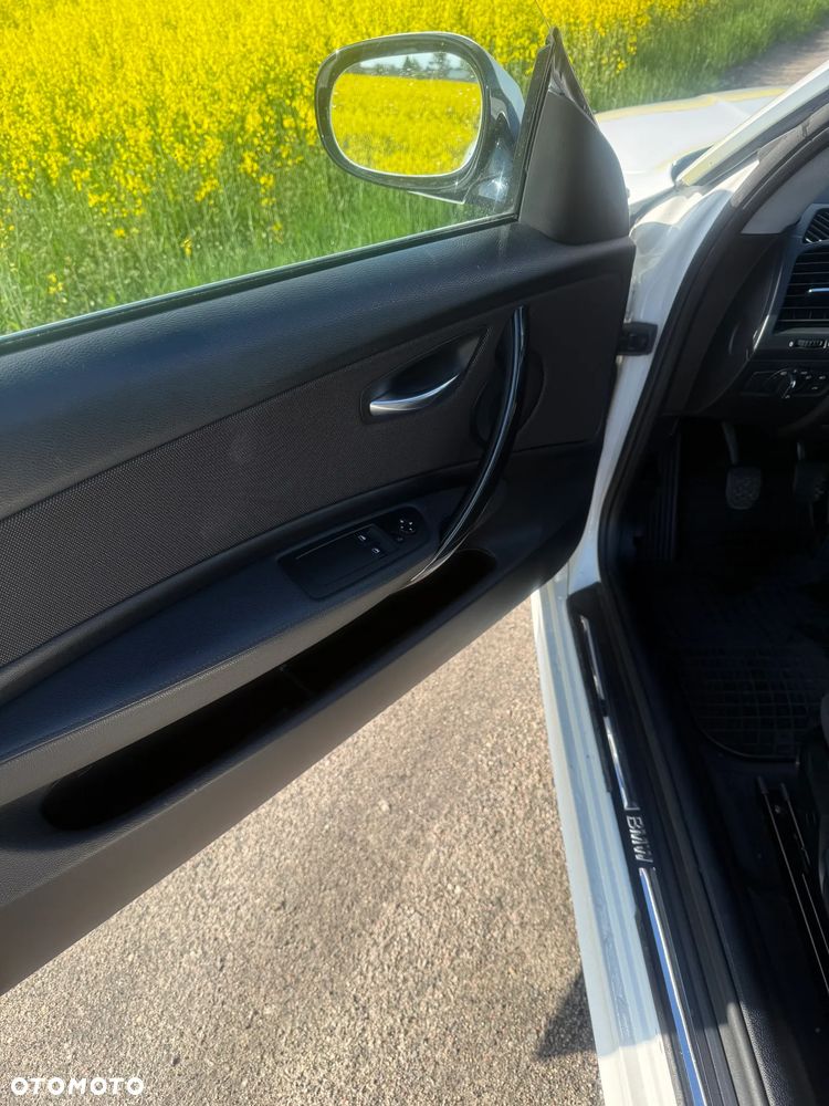 BMW Seria 1 116d DPF Edition Sport - 9