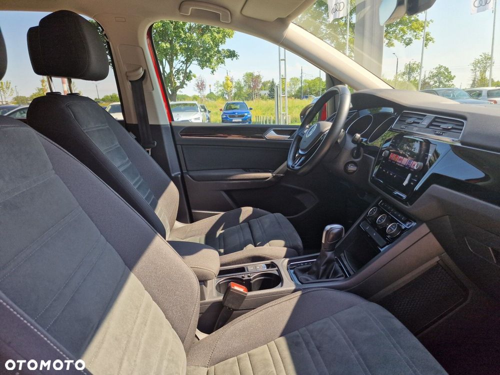 Volkswagen Touran 2.0 TDI BMT Highline DSG - 17