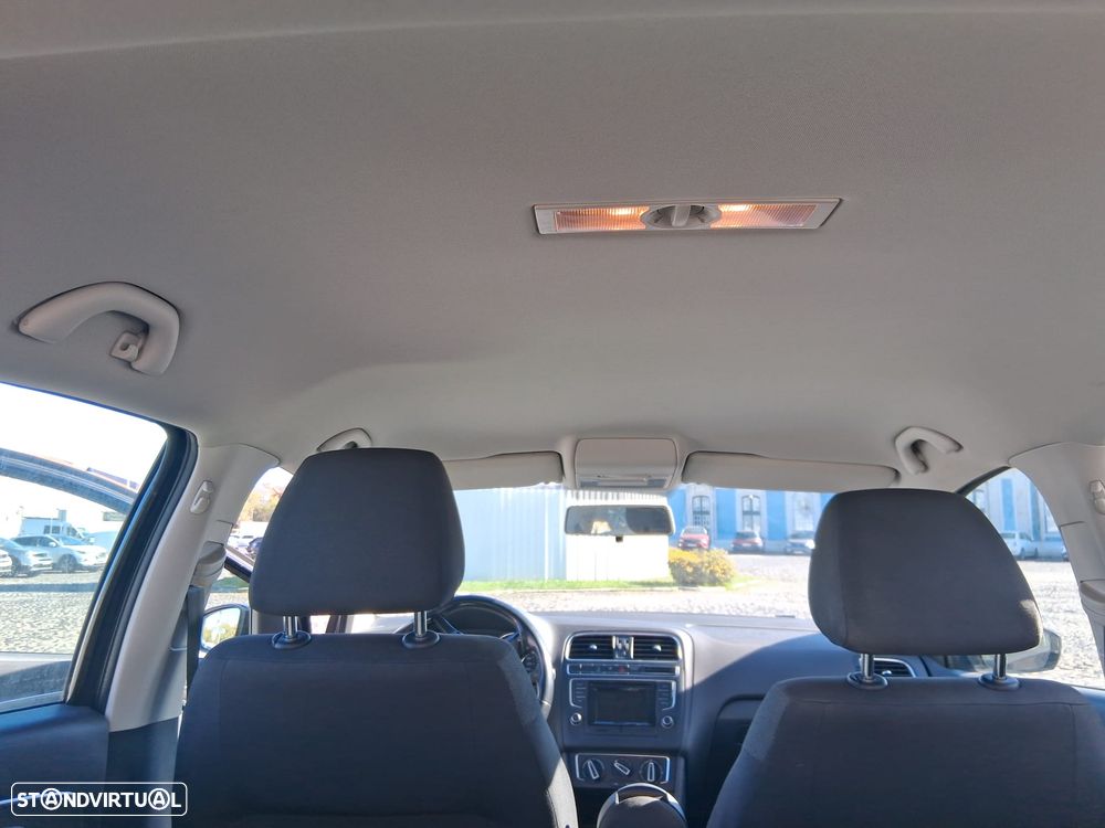 VW Polo 1.0 Trendline - 12