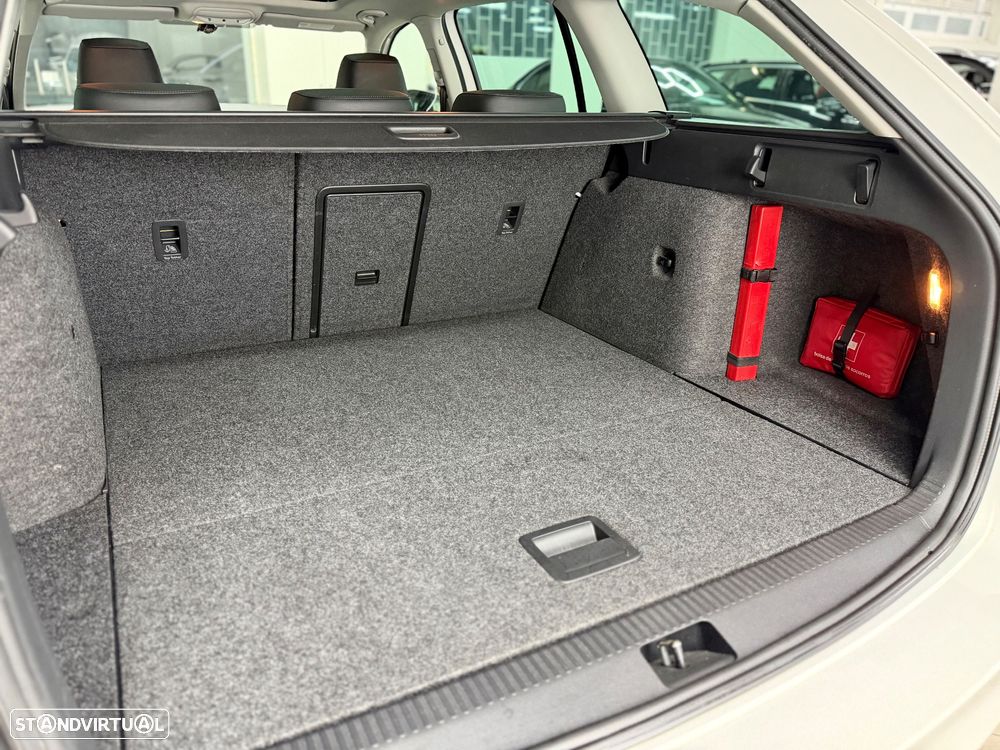 Skoda Octavia Break 1.6 TDi Sportline Pack DSG - 21