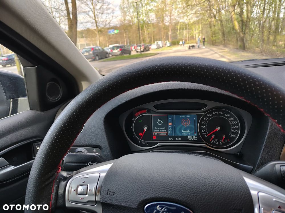 Ford Mondeo 1.8 TDCi Titanium X - 23