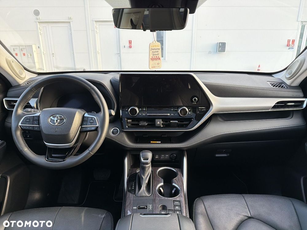 Toyota Highlander - 10