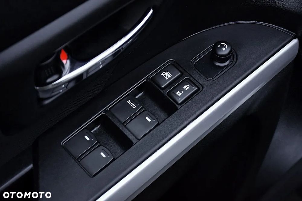 Suzuki SX4 S-Cross 1.6 Premium - 27