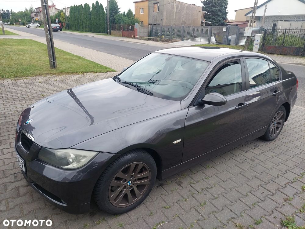 BMW Seria 3 318d - 5