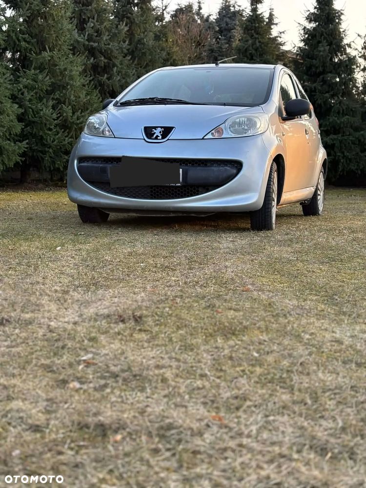 Peugeot 107 - 1