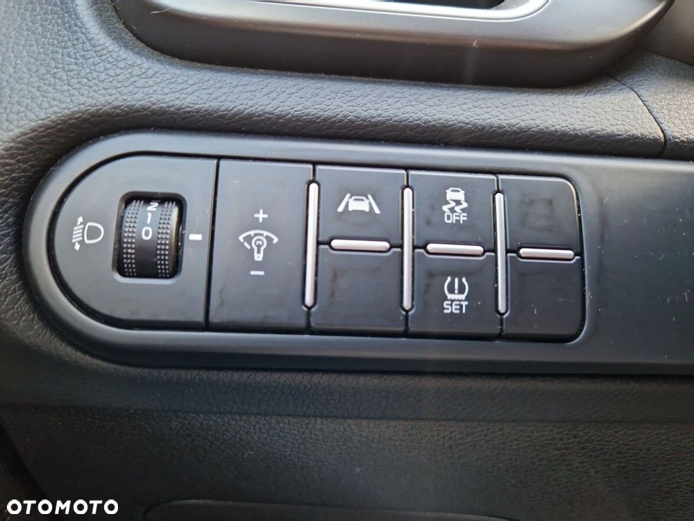Kia Ceed - 15