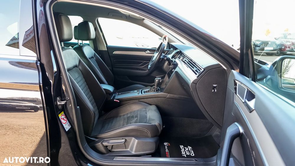 Volkswagen Passat 2.0 TDI DSG Highline - 27