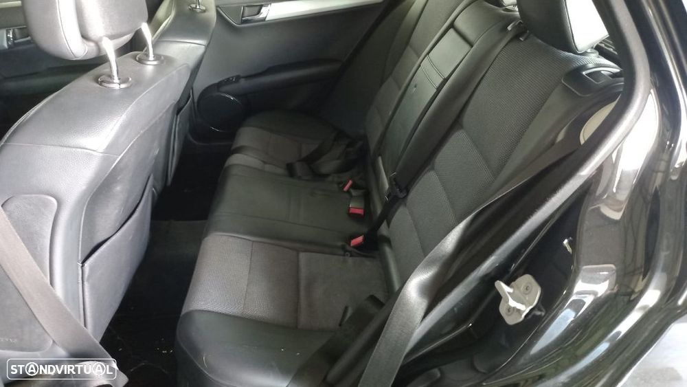 Fechos Mercedes T-model S204 W204 C220 170cv de 2007 - 8