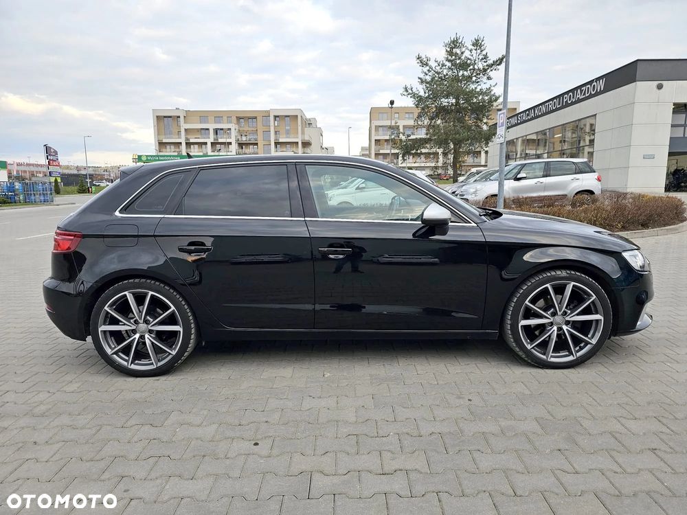 Audi A3 Sportback - 9