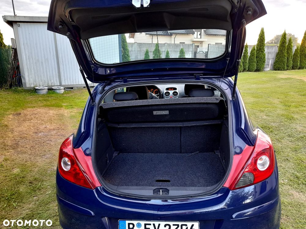 Opel Corsa 1.0 12V Essentia - 10