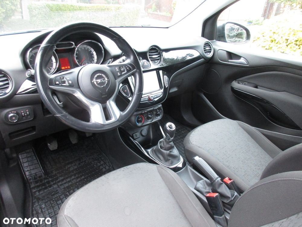 Opel Adam 1.2 - 12