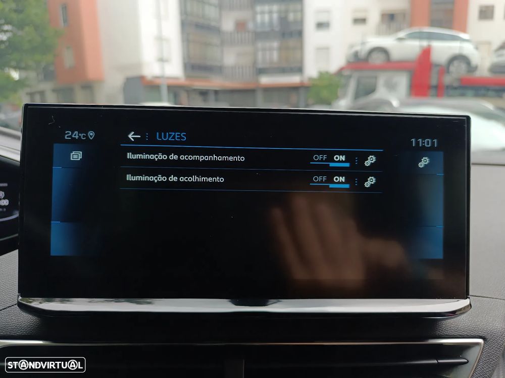Peugeot 5008 PureTech 130 EAT8 Stop & Start Active Pack - 52