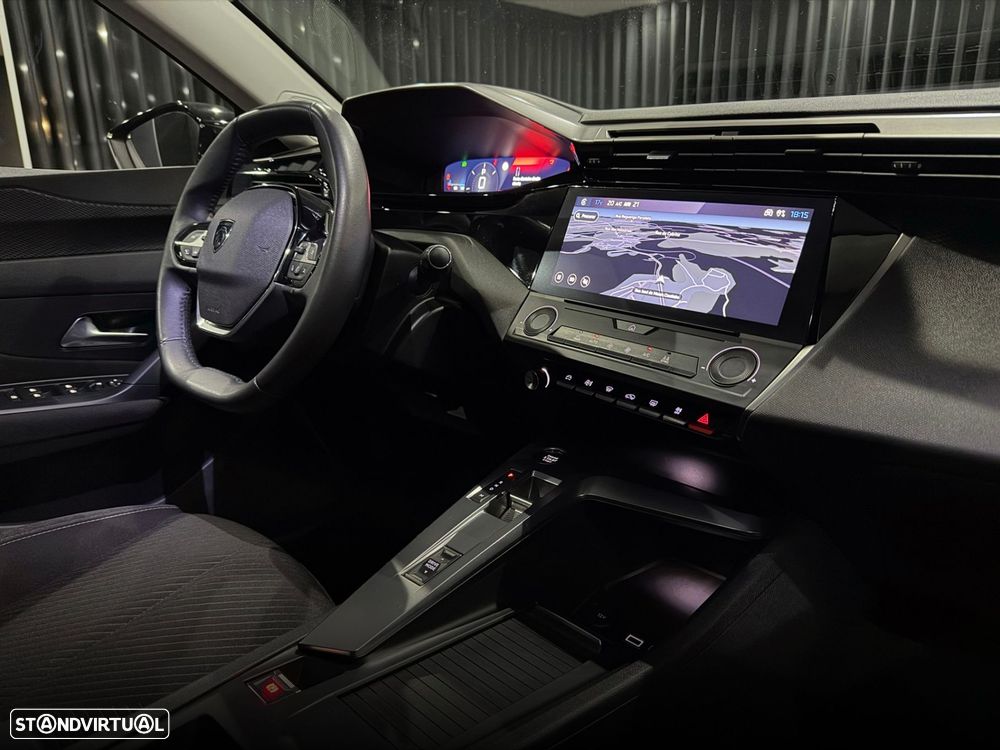 Peugeot 308 SW 1.2 PureTech Allure EAT8 - 31