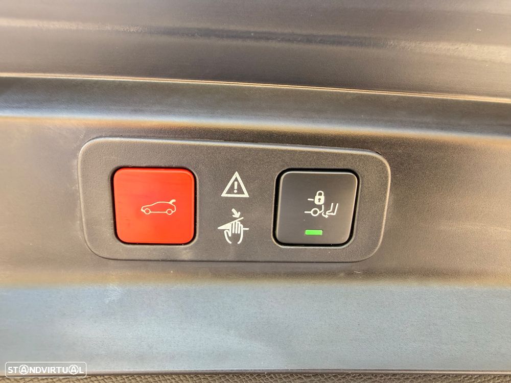Peugeot 5008 PureTech 130 EAT8 Stop & Start Allure Pack - 16