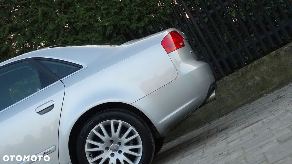 Audi A4 Limousine 1.8 T - 32