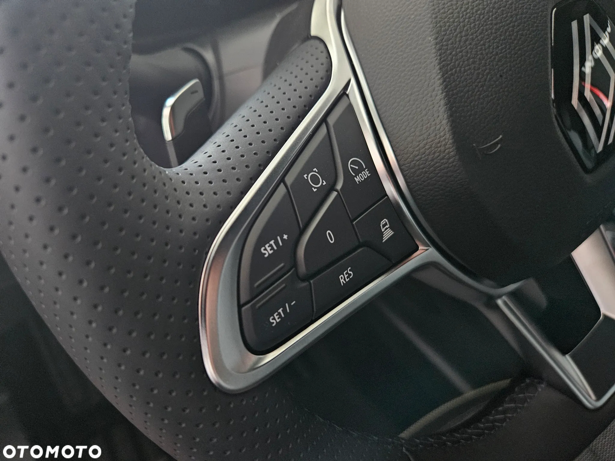 Renault Captur - 14