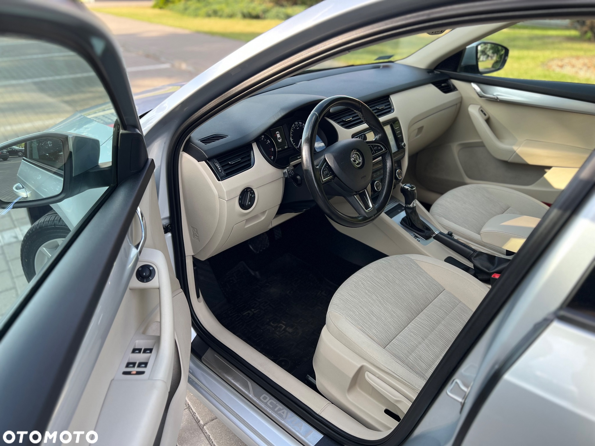 Skoda Octavia - 25