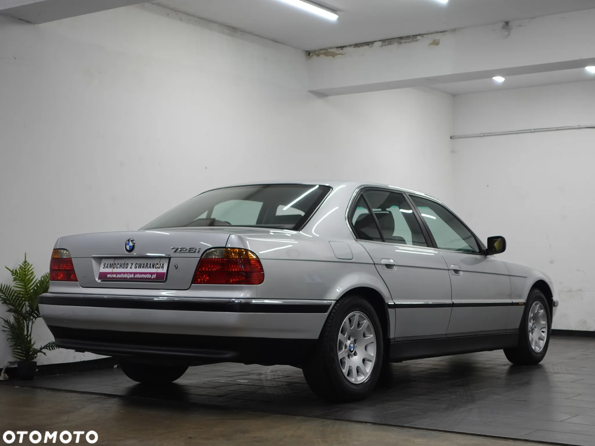 BMW Seria 7 728i - 9