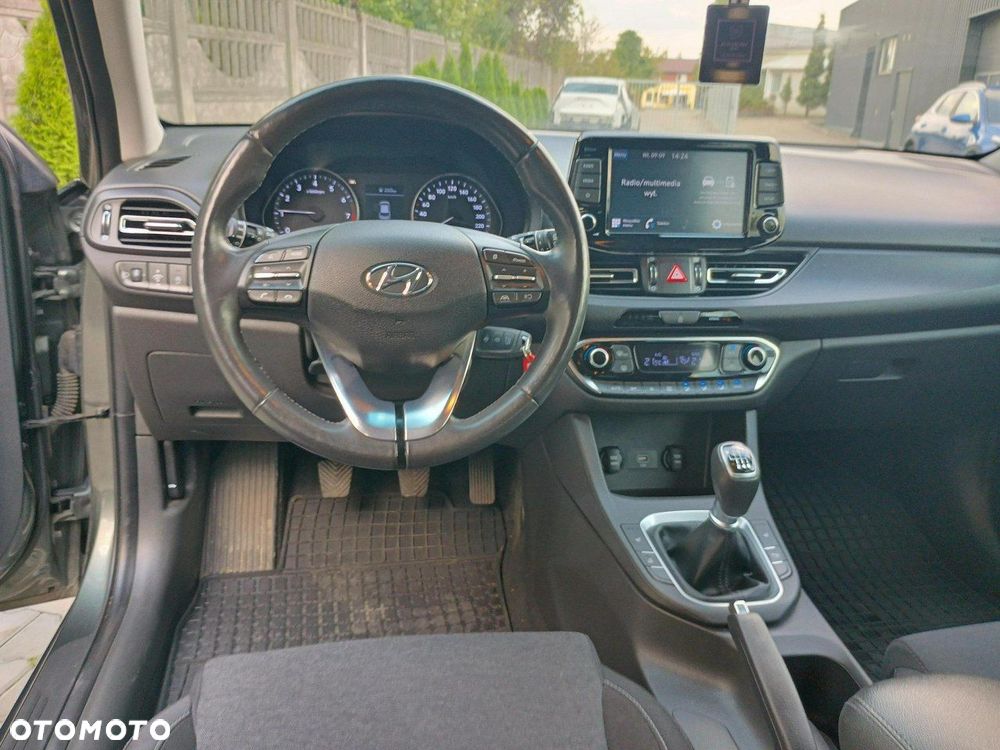 Hyundai i30 1.0 T-GDI Smart - 13