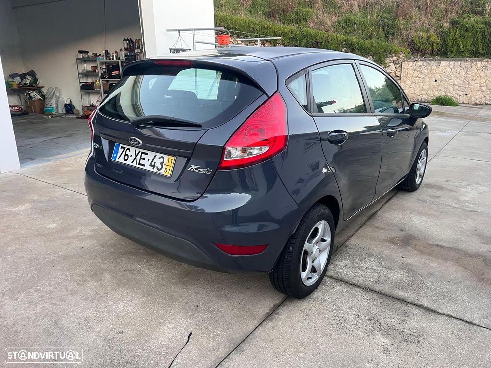 Ford Fiesta 1.6 TDCI ECOnetic Trend - 3
