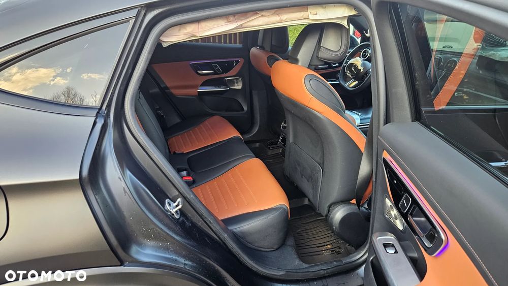 Mercedes-Benz GLC - 36