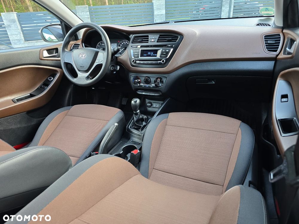 Hyundai i20 1.2 - 21