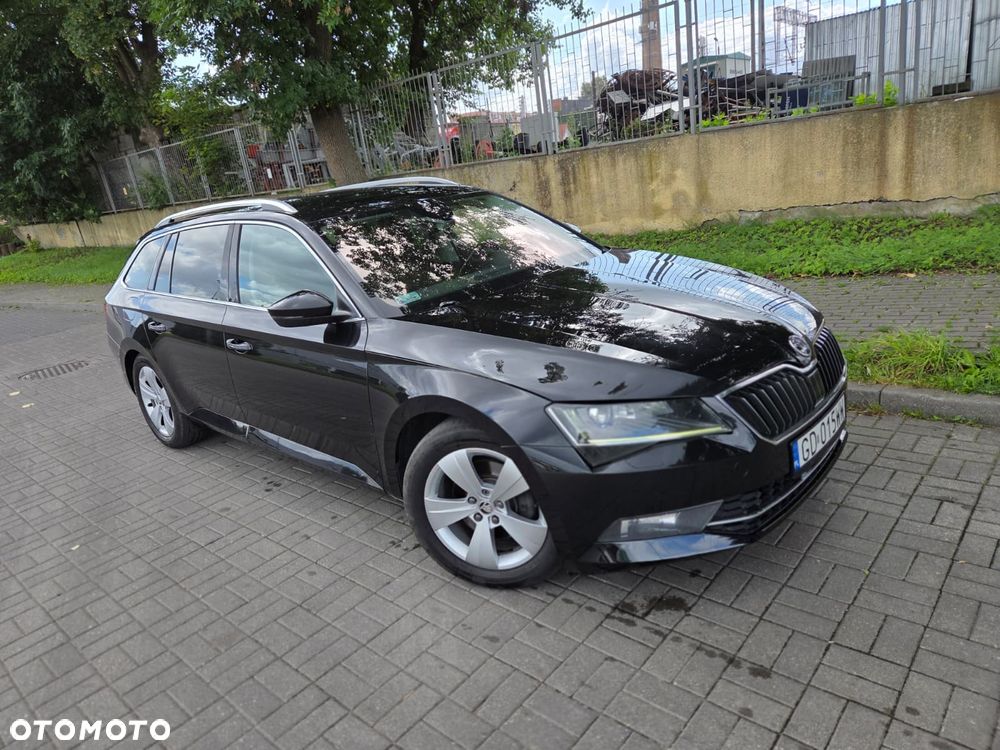 Skoda Superb - 1