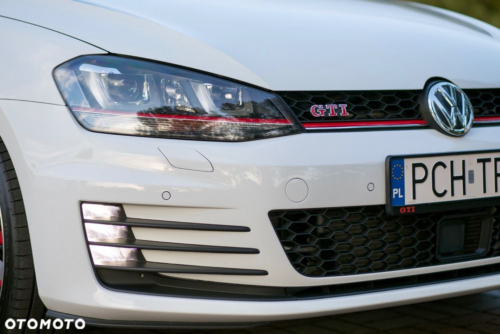 Volkswagen Golf 2.0 TSI BMT GTI Performance - 10