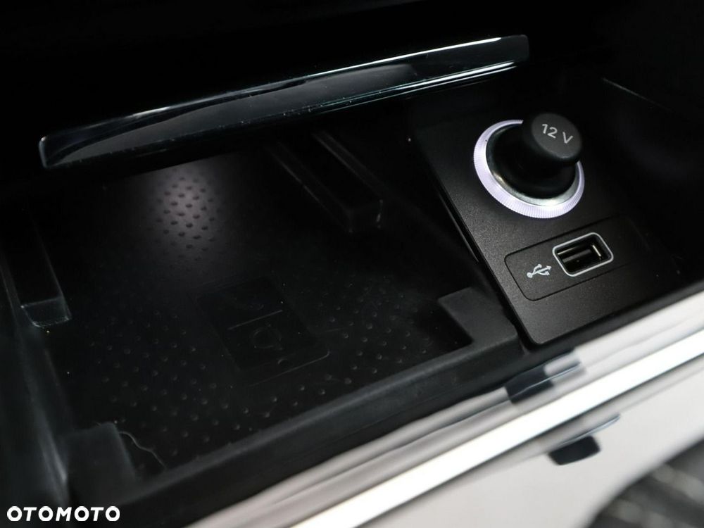 Skoda Superb 2.0 TDI DSG Sportline - 31