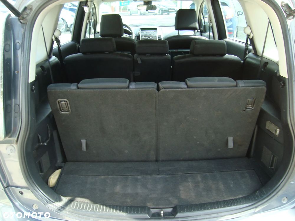 Mazda 5 - 12