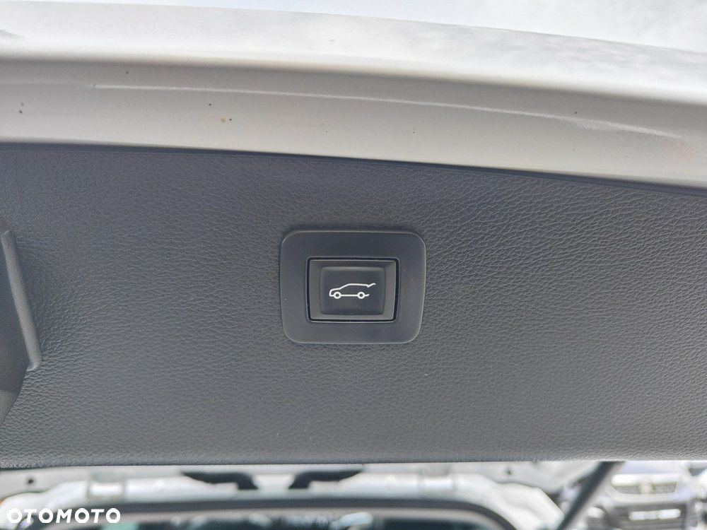 Opel Astra 1.4 Turbo Start/Stop Automatik Business - 32