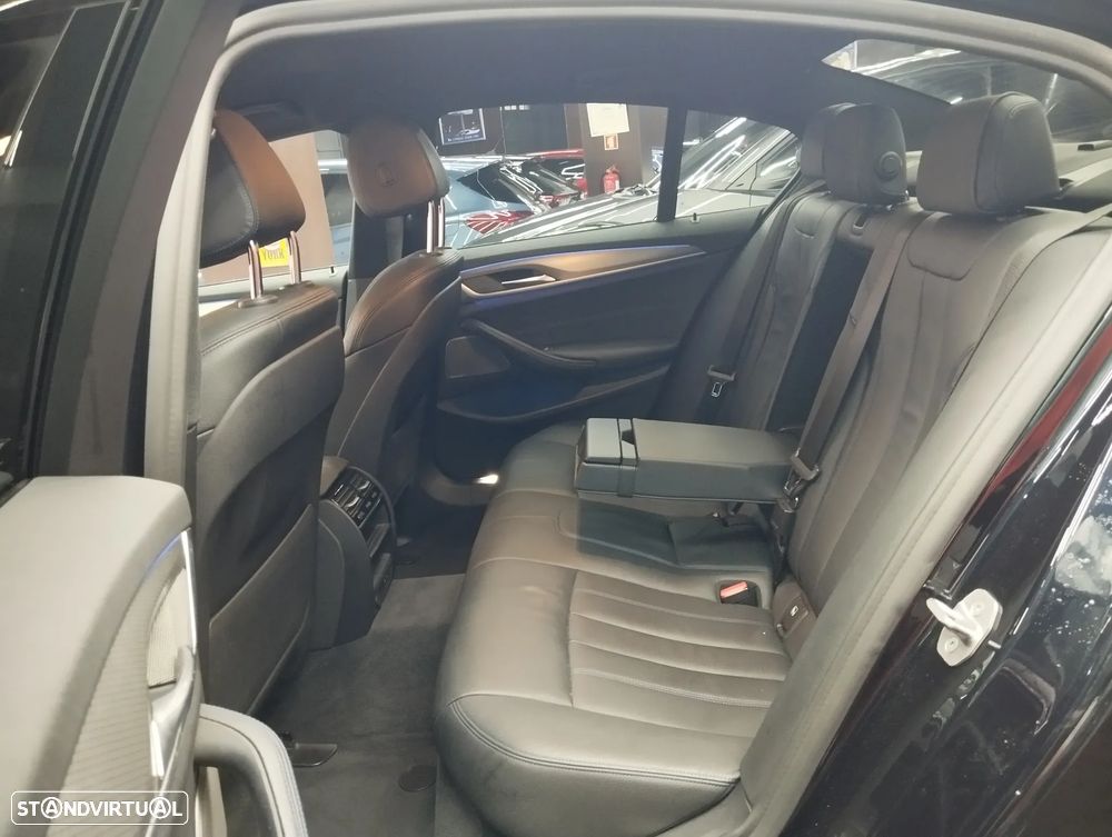 BMW 530 e iPerformance Pack M - 12