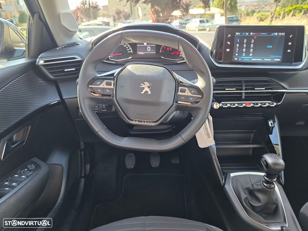 Peugeot 208 1.2 PureTech Active Pack - 24