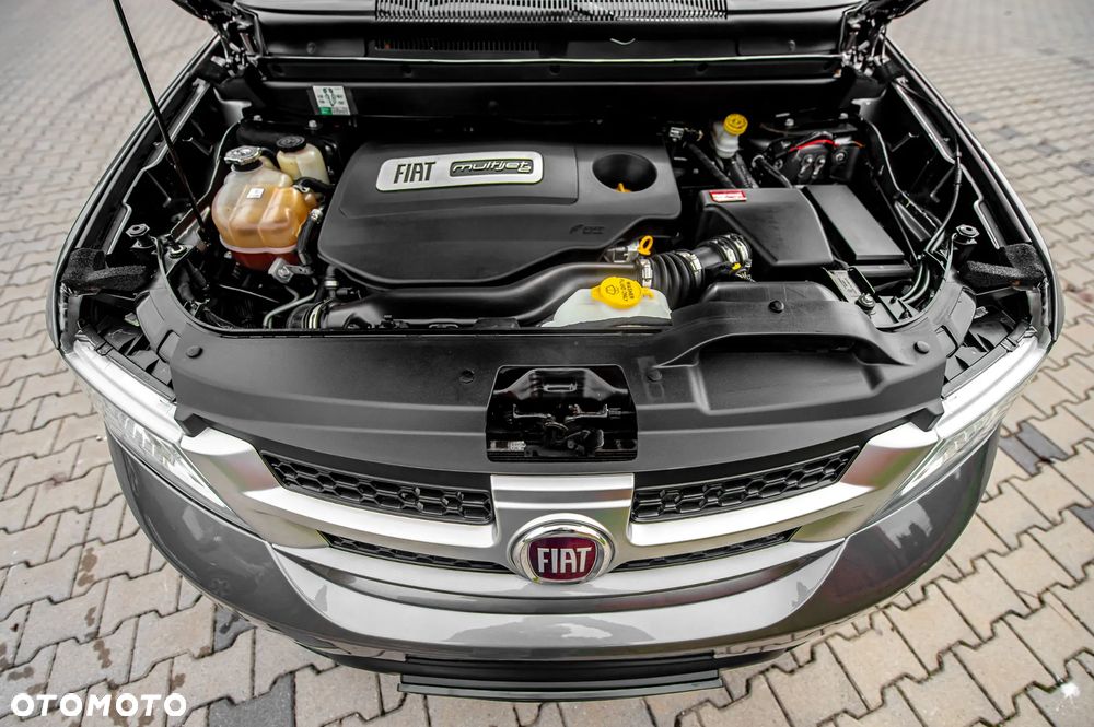 Fiat Freemont 2.0 Multijet 16V DPF Automatik Allrad Black Code - 20