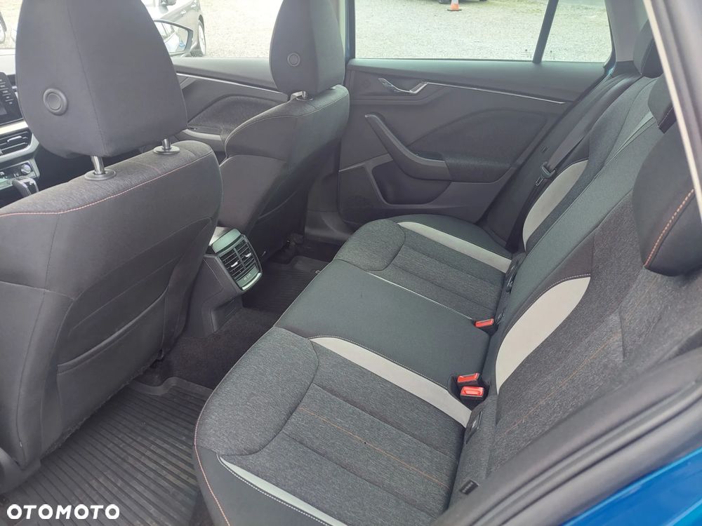 Skoda Kamiq 1.5 TSI Style DSG - 27