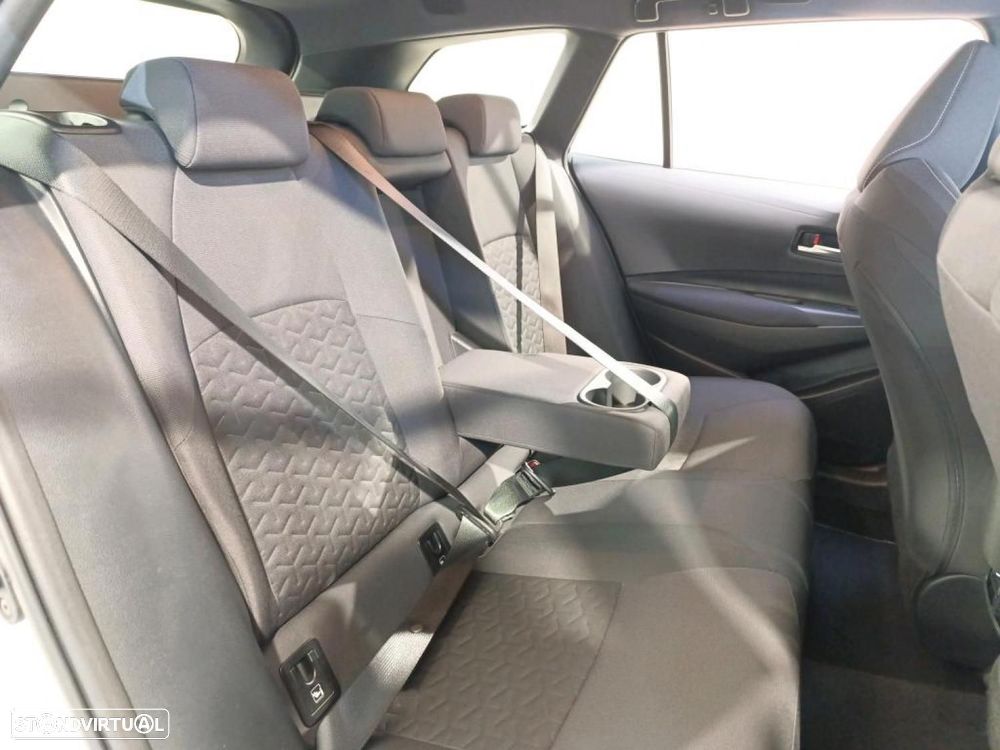 Toyota Corolla 1.8 Hybrid Comfort — fotografia 11