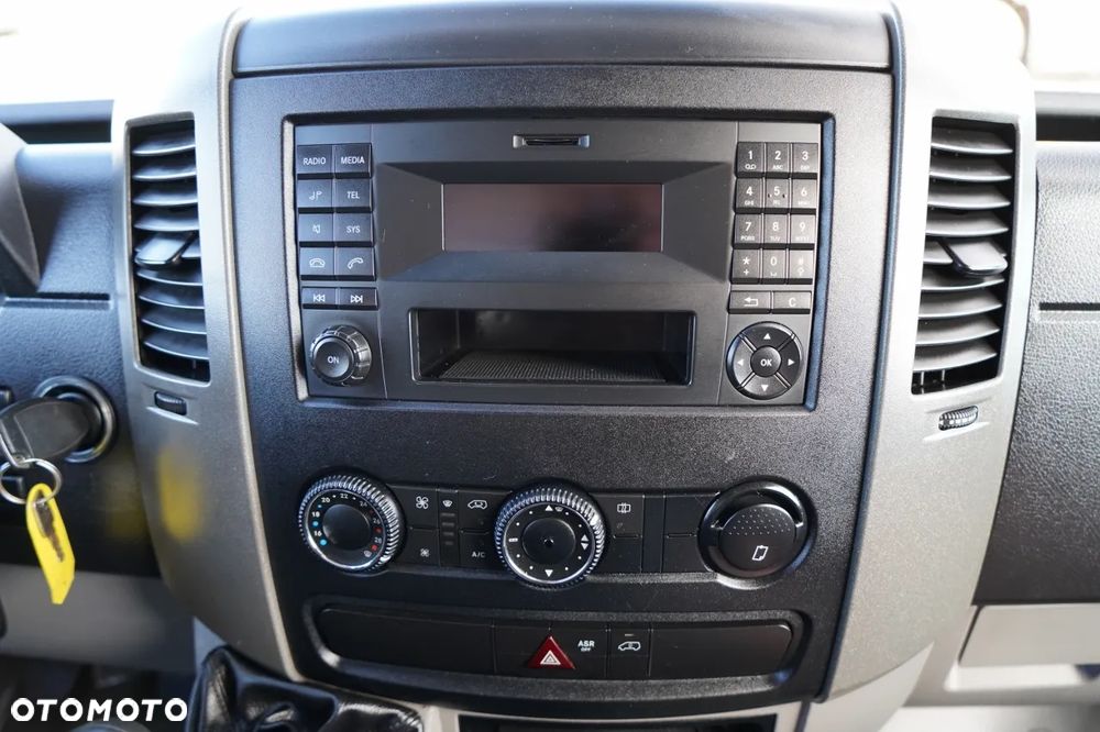 Mercedes-Benz SPRINTER 313 CDI / KONTENER / WINDA 750 / BLIŹNIAK / SPROWADZONY - 33