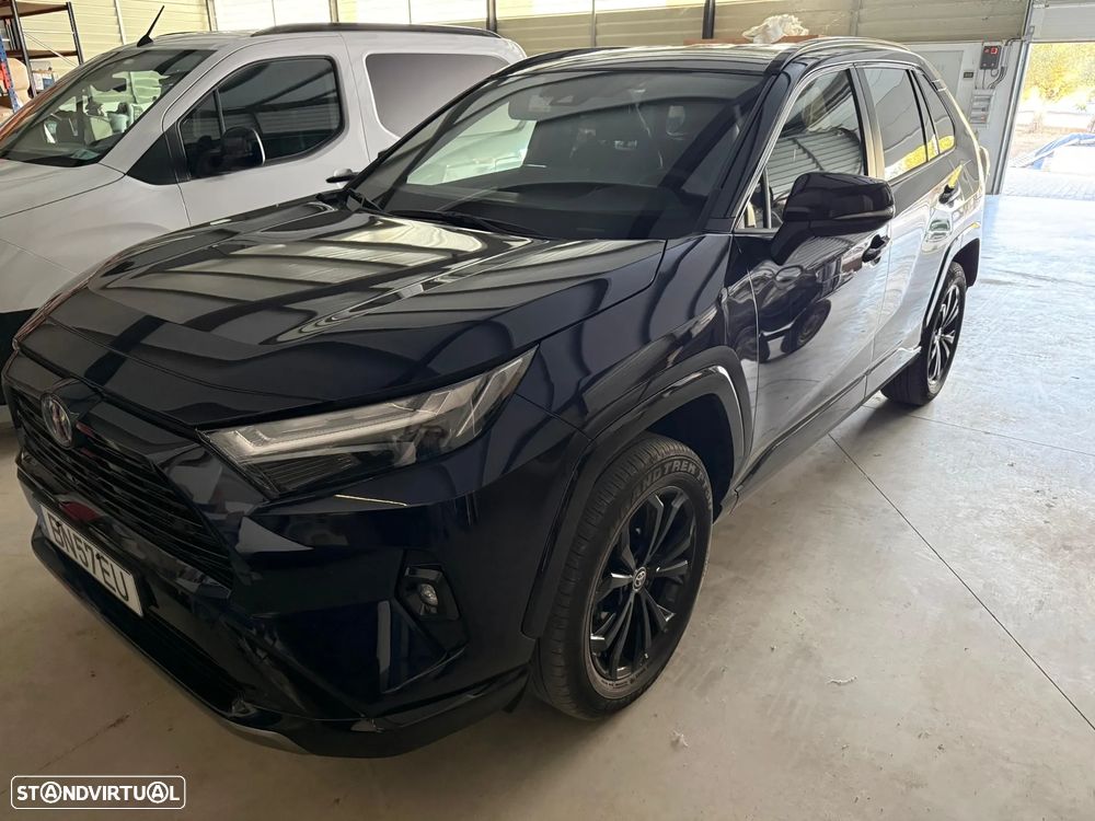 Toyota RAV4 - 4