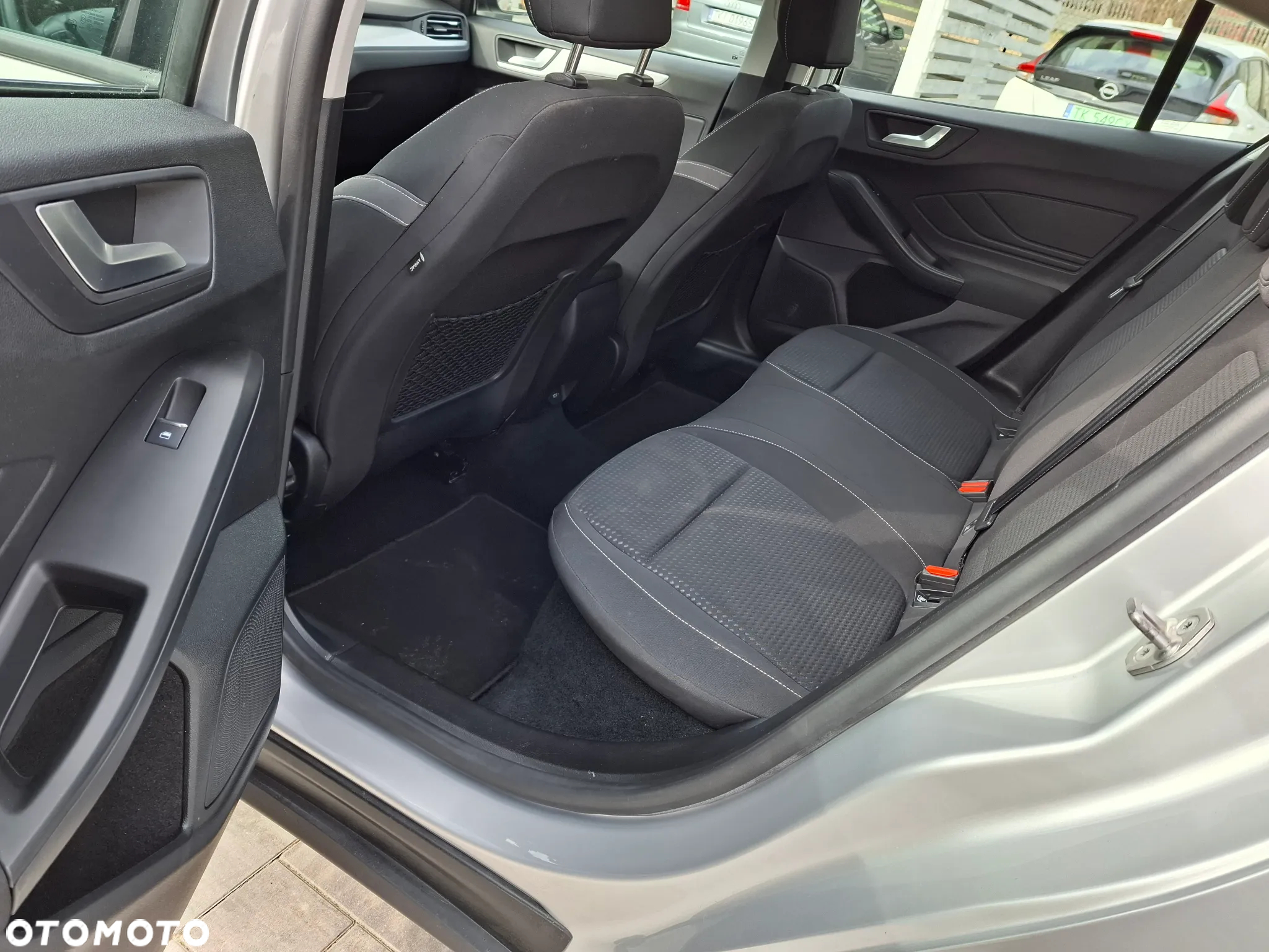 Ford Focus - 24