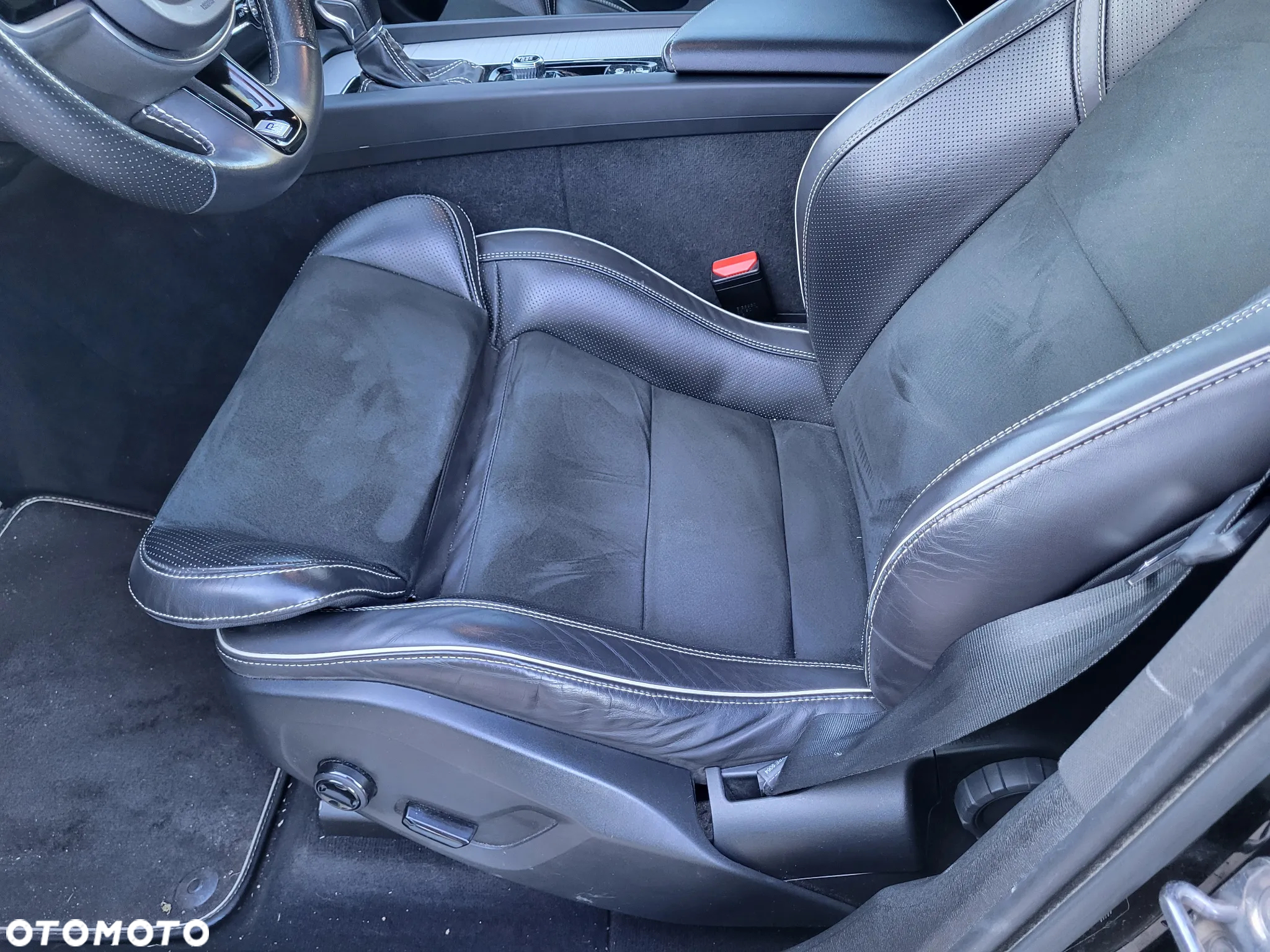 Volvo XC 60 D4 Geartronic RDesign - 13