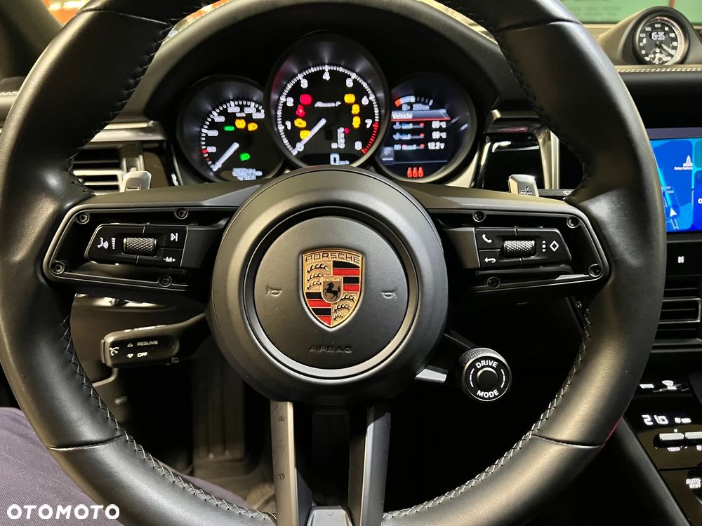 Porsche Macan T - 10