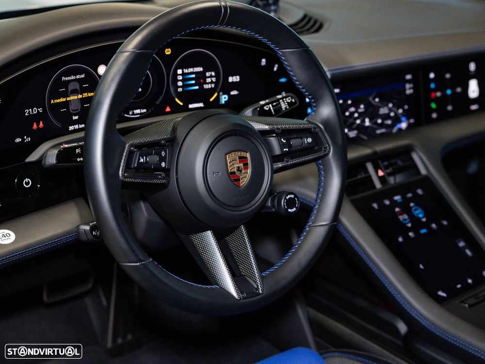 Porsche Taycan Sport Turismo GTS - 17