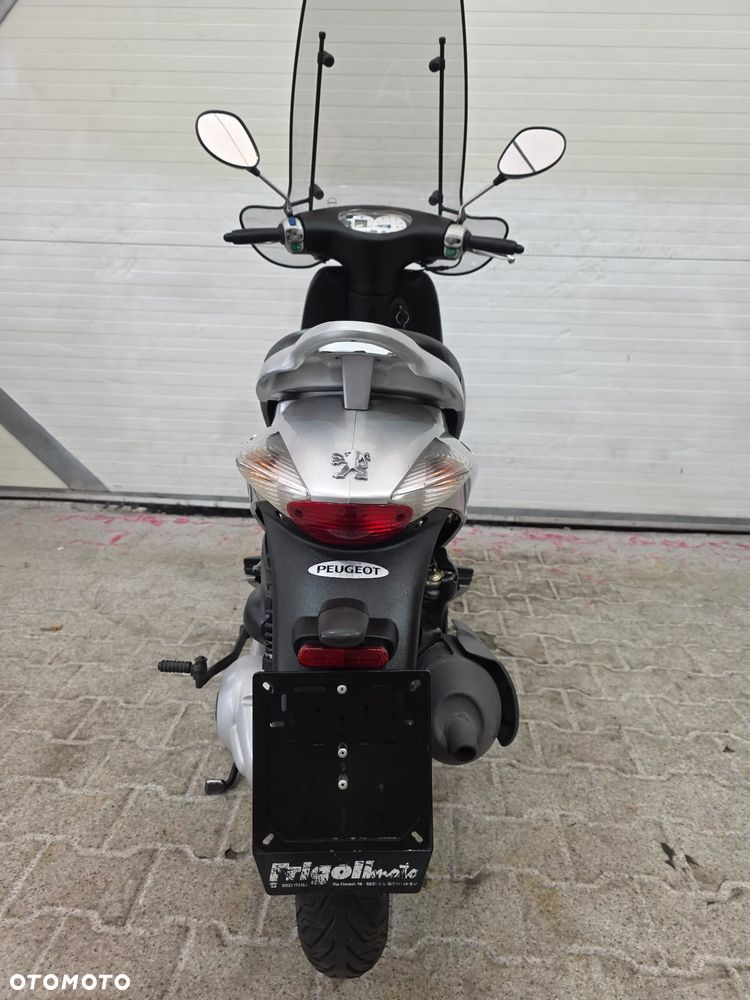 Peugeot Looxor - 22