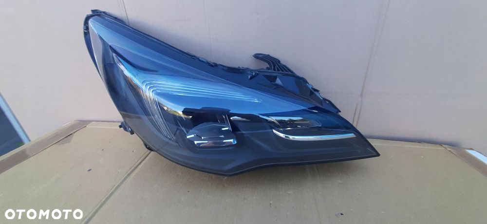 lampa przód prawa opel astra k lift full led 19- - 5