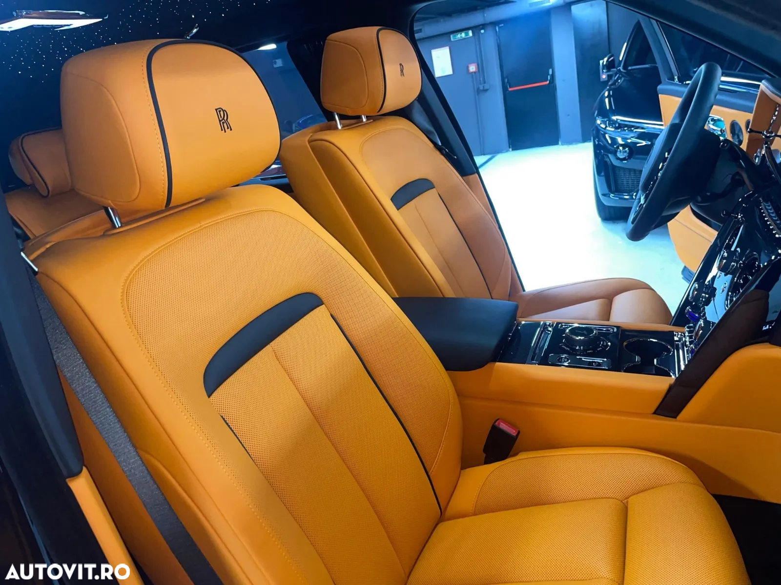 Rolls-Royce Cullinan - 4